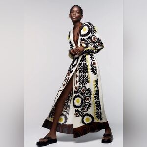 Zara Long Sleeve Dress with Bold Floral Design